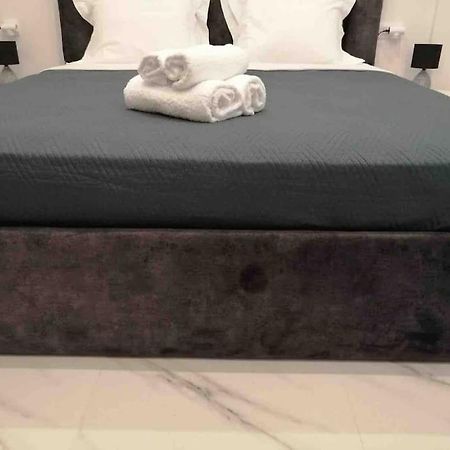 Luxurious Apartment In The Heart Of Thessaloniki Buitenkant foto