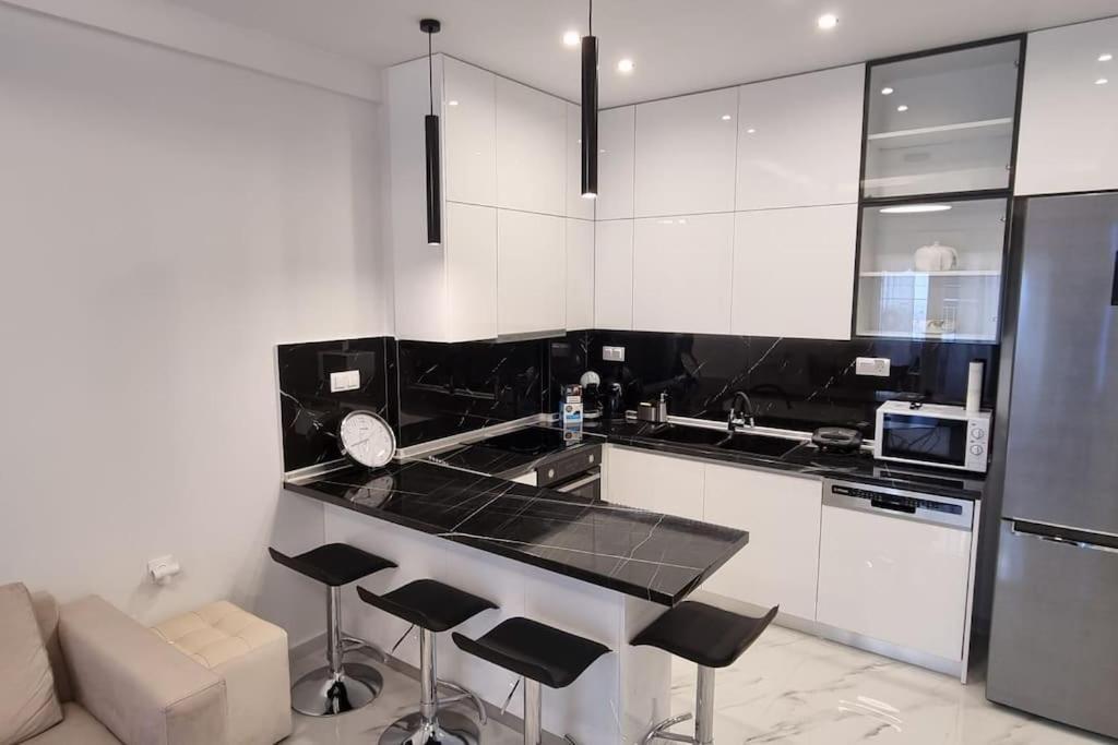 Luxurious Apartment In The Heart Of Thessaloniki Buitenkant foto