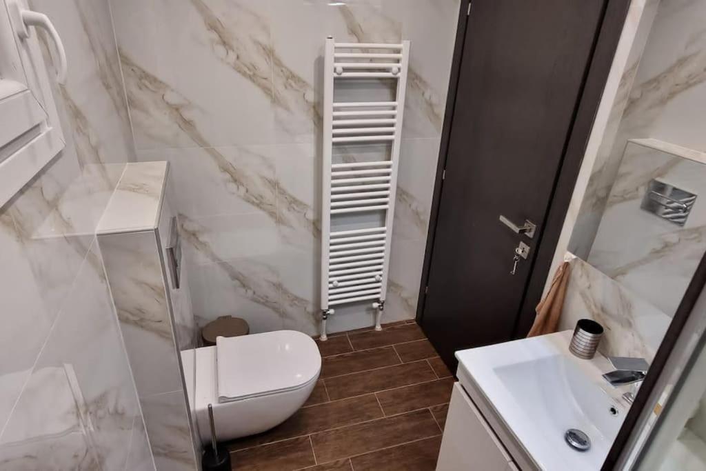 Luxurious Apartment In The Heart Of Thessaloniki Buitenkant foto