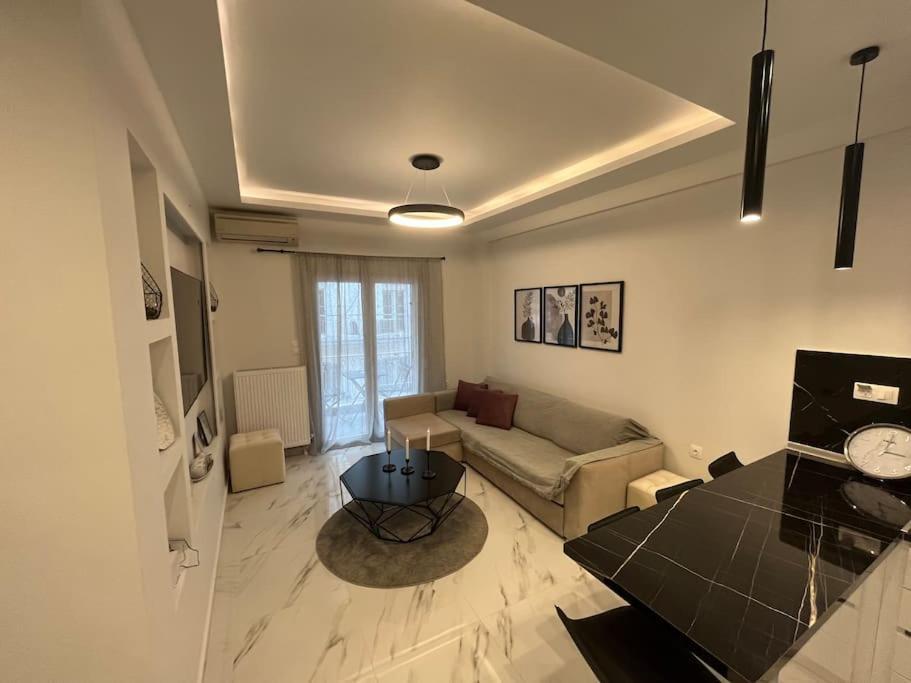 Luxurious Apartment In The Heart Of Thessaloniki Buitenkant foto